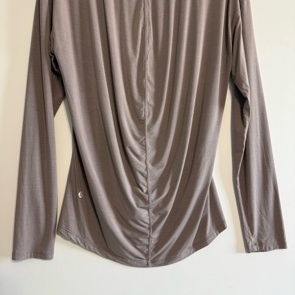 Lululemon Modal Long Sleeve Top V Neck Comfy Taupe Color Size 10 - Picture 5 of 12